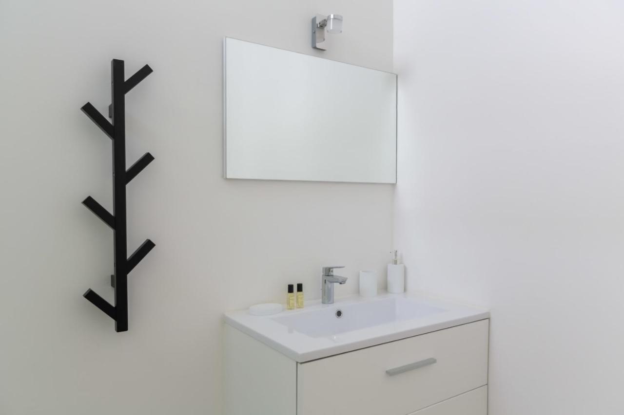 Guestready - Modern Apartment In City Center For Up To 4 Guests! Бордо Экстерьер фото